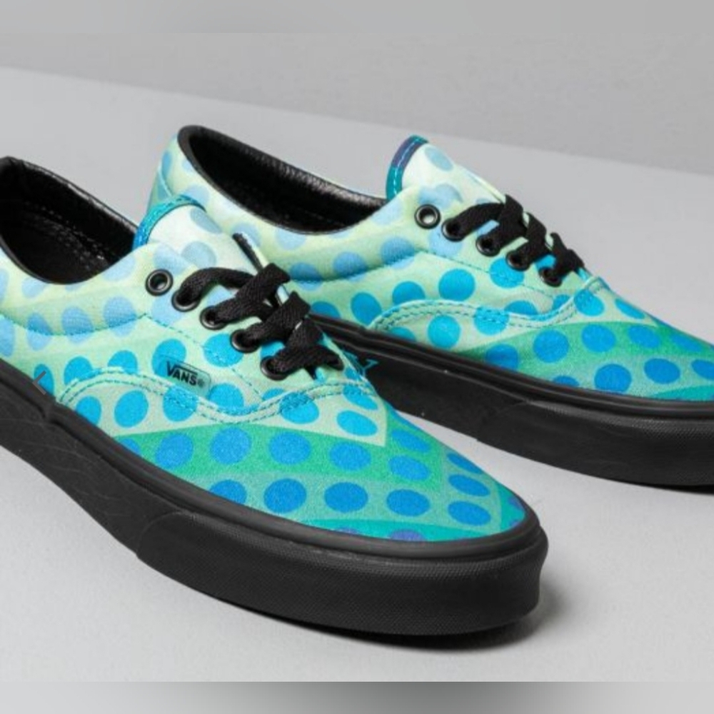 Vans X David Bowie "Space Oddity" Era - Picture 5 of 16